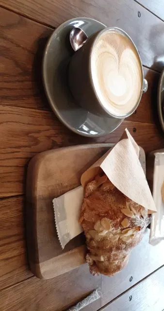GLITCH COFFEE & ROASTERS