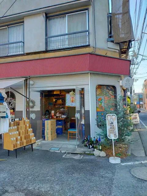 MIA MIA Tokyo