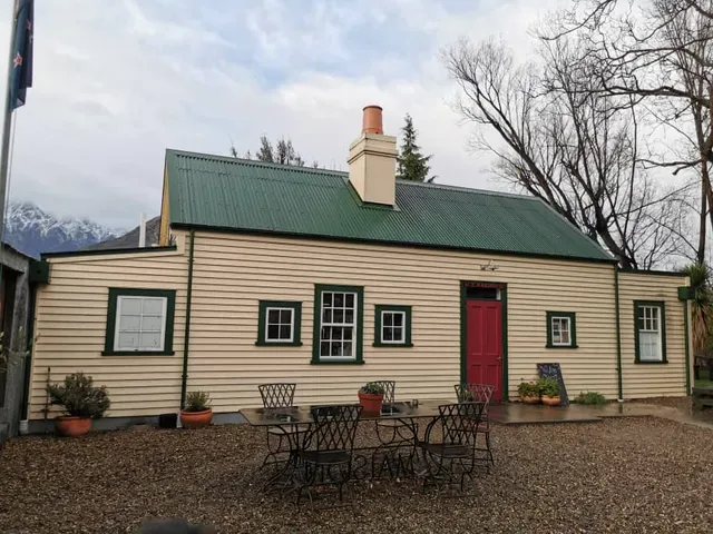 The Boat Shed Cafe