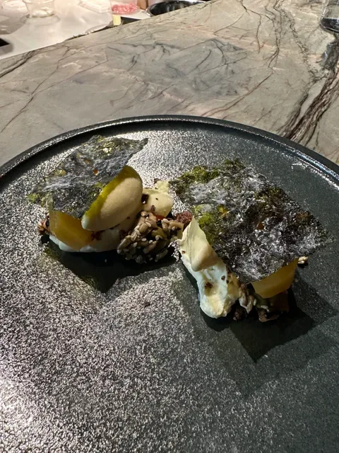 TOAST & OAK