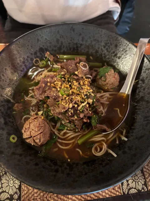Somtum Thai