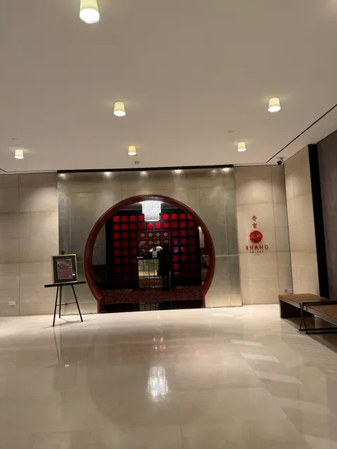 Shang Palace