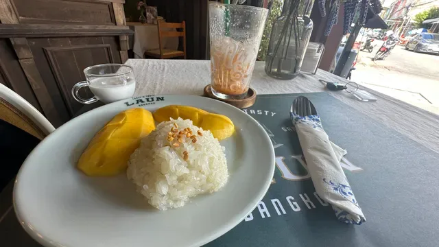 Try Me Thai & Vegetarian Restaurant