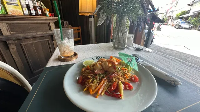 Try Me Thai & Vegetarian Restaurant