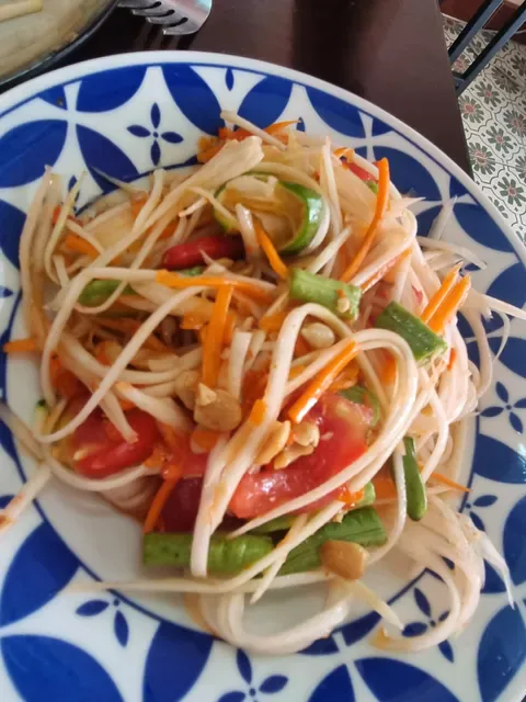 Try Me Thai & Vegetarian Restaurant