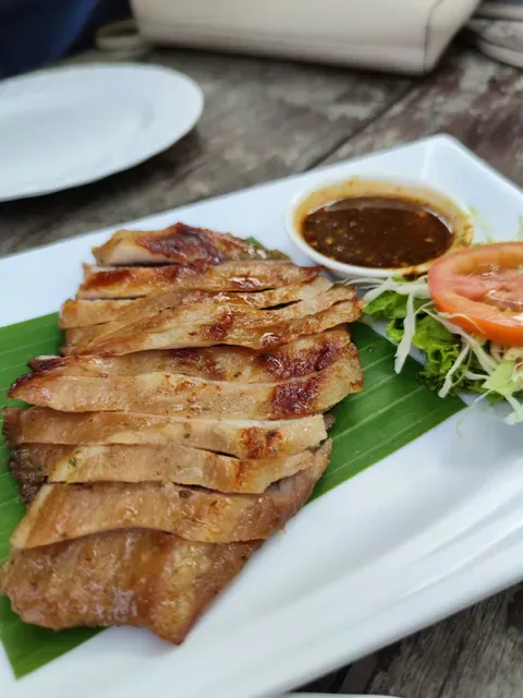 Som Tum Khun Kan