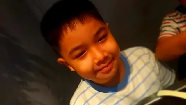 Som Tum Khun Kan
