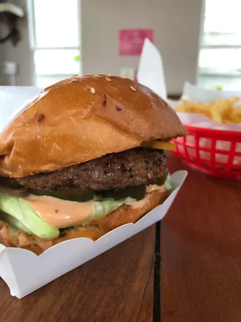 Daniel Thaiger Burger Hub & STAX Burger