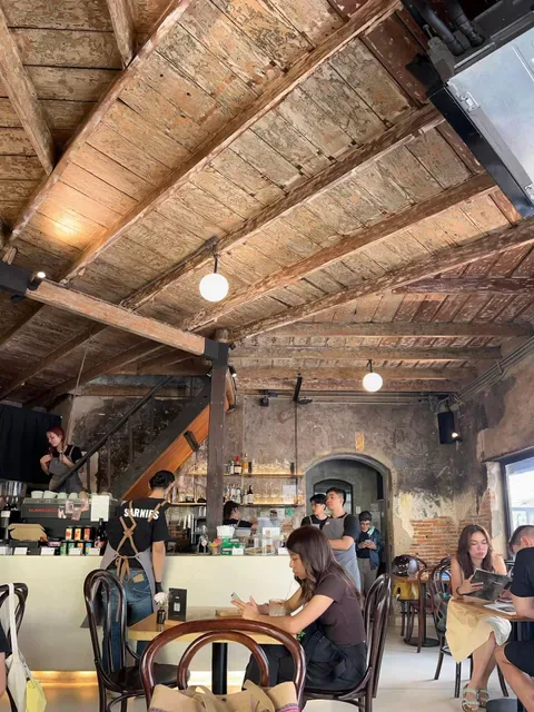 Sarnies Bangkok