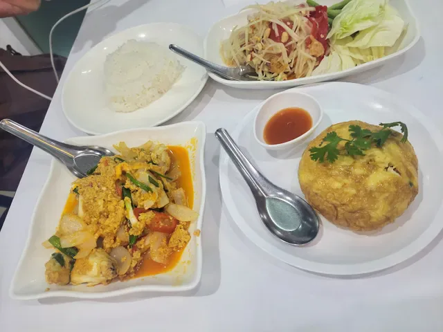 Krua Apsorn @Dinso