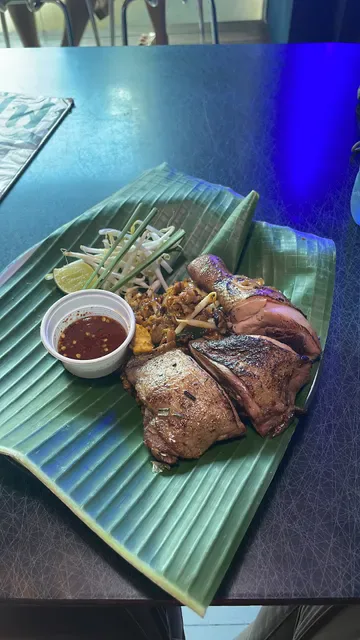 Pad Thai Fai Ta Lu (Dinso Rd)