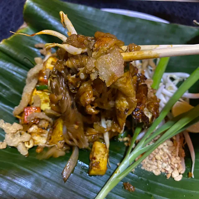 Pad Thai Fai Ta Lu (Dinso Rd)