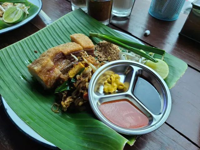 Pad Thai Fai Ta Lu (Dinso Rd)