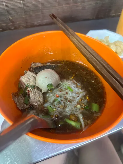 ก๋วยเตี๋ยวเรือรัตนโกสินทร์ (Boat Noodle)