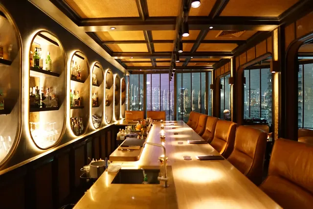 008 Bar