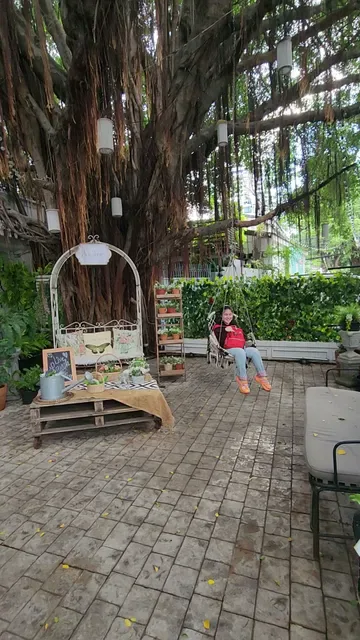 AUDREY CAFE & BISTRO