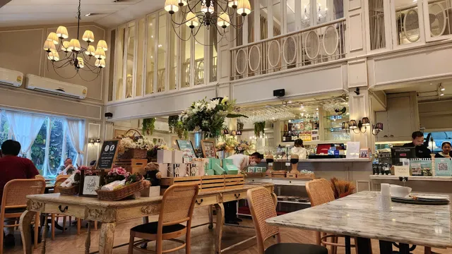 AUDREY CAFE & BISTRO