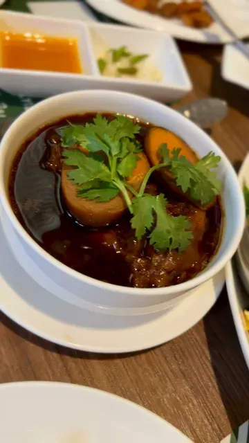Baan Ice