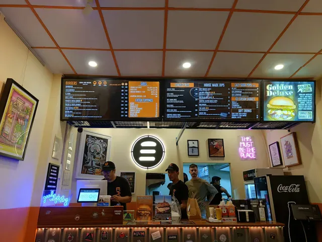 Easy Burger (Phrom Phong)