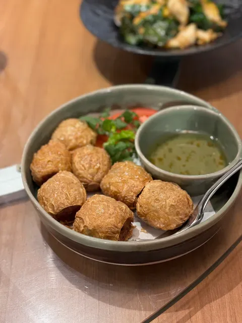 KhuaKling PakSod Thong Lo