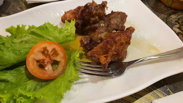 Kub Kao Kub Pla @Emquartier