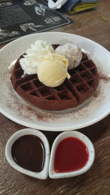 Kub Kao Kub Pla @Emquartier