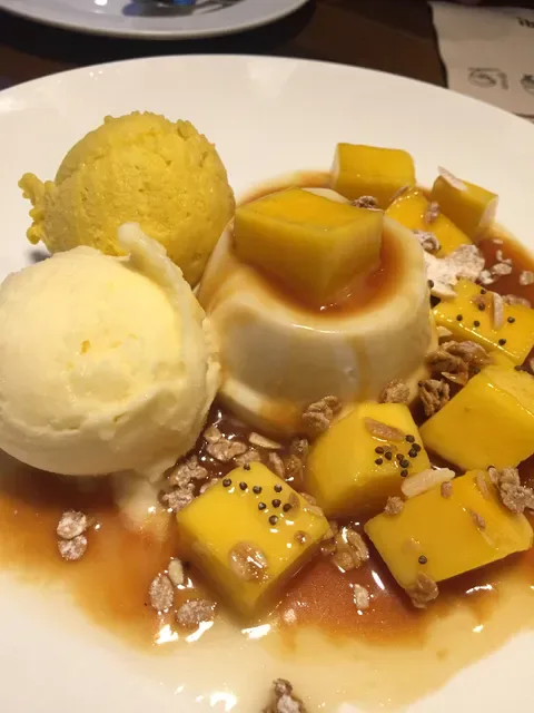 Kub Kao Kub Pla @Emquartier