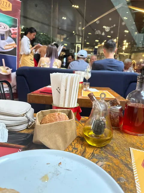 Mozza by Cocotte - EmQuartier
