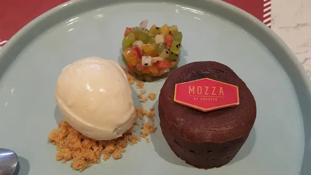 Mozza by Cocotte - EmQuartier