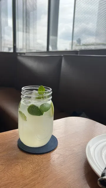 ROAST coffee & eatery