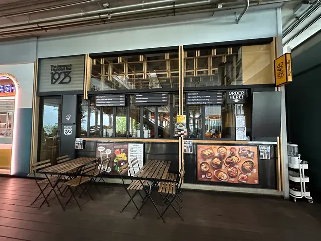 ROAST coffee & eatery