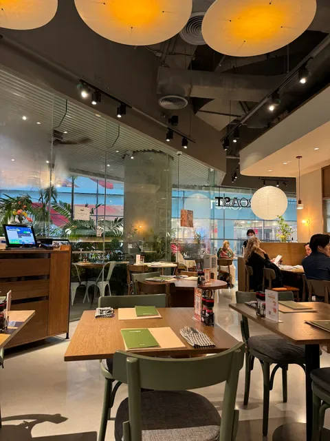 Roast @EmQuartier