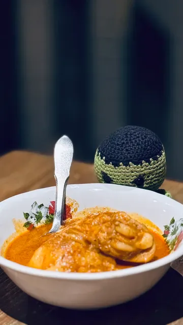 Supanniga Eating Room by Khun Yai