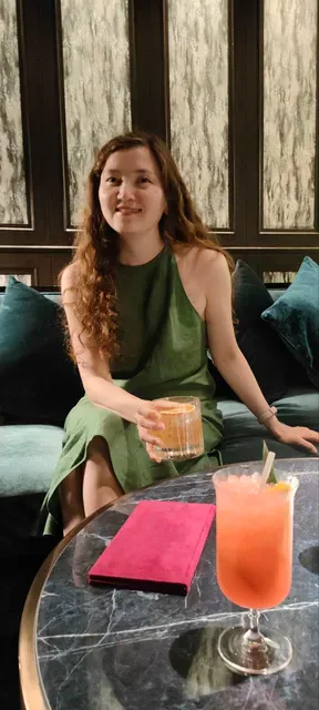The White Mulberry Bar