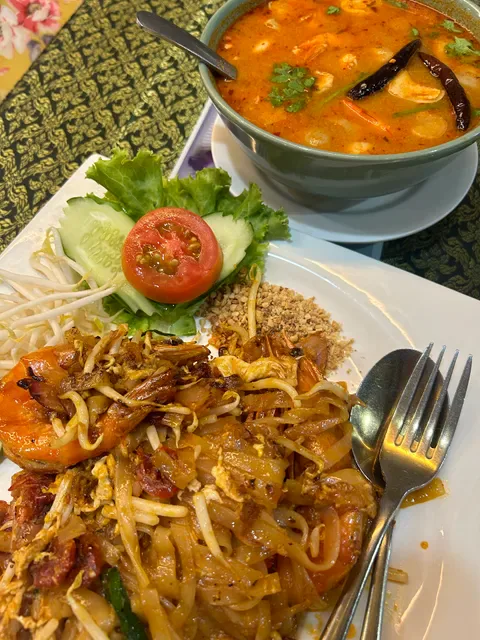 Usman Thai Muslim Food (Halal)