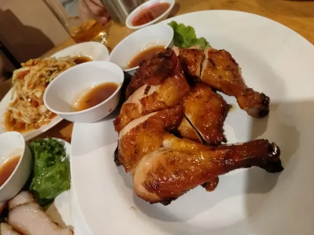 Baan E-sarn Muangyos