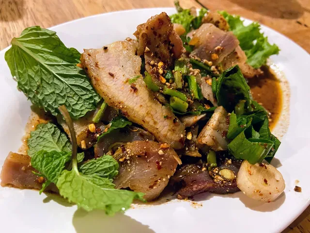 Baan E-sarn Muangyos