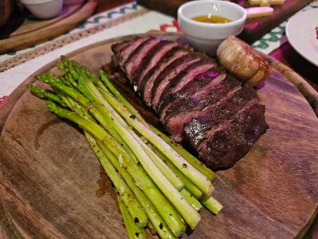 CALM Bangkok - Grill, Garden & Guinguette