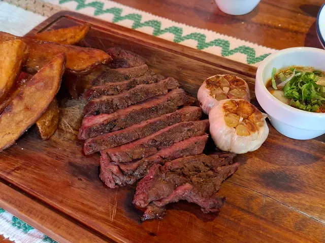 CALM Bangkok - Grill, Garden & Guinguette