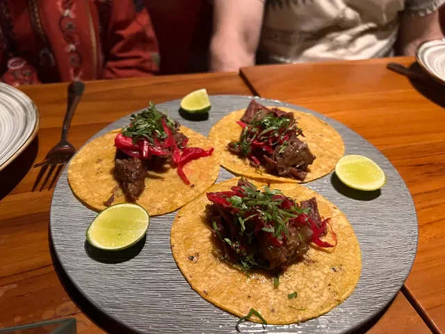 El Santo Mexican Restaurant & Bar