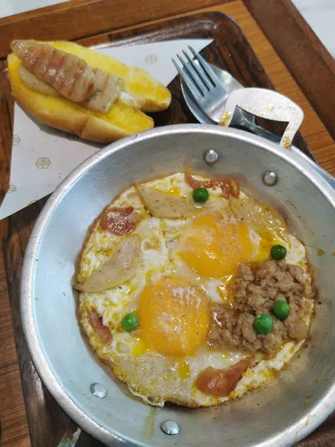 Kope Hya Tai Kee The Parq Rama 4