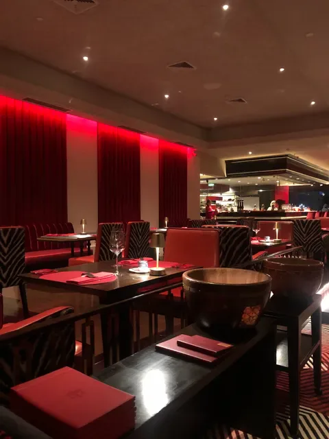 Rib Room & Bar Steakhouse