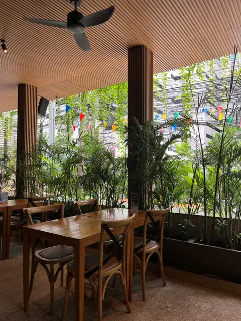 The Deck Bangkok (thedeckbkk)