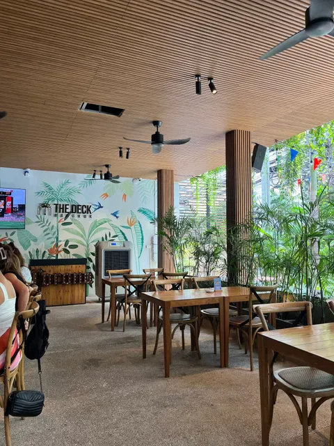 The Deck Bangkok (thedeckbkk)