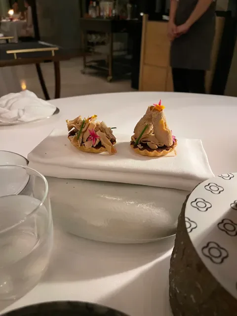 Embassy Room La Marina