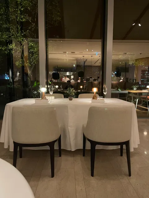 Embassy Room La Marina