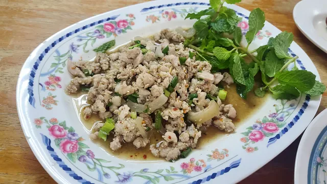 Polo Fried Chicken (Soi Polo)