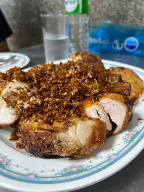 Polo Fried Chicken (Soi Polo)