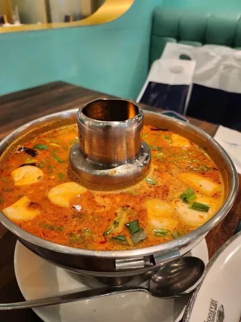 Laem Charoen Seafood Central World
