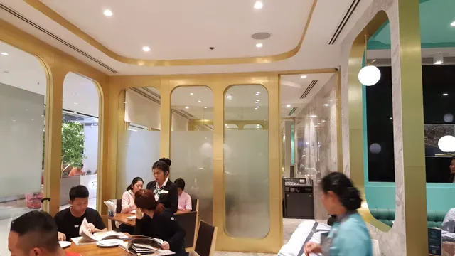 Laem Charoen Seafood Central World